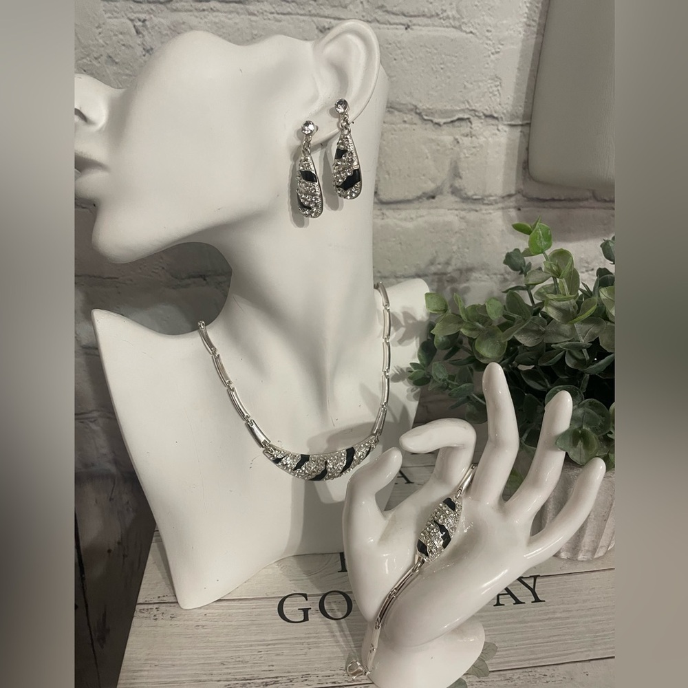 Black and Rhinestone Zebra Style Jewelry Set